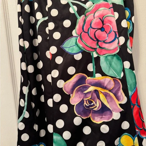 Floral Ruffled Bata de Cola Skirt - Picture 6 of 11